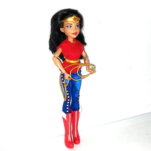 Mattel DC Super Hero Bat Girl and Wonder Woman Dolls - Picture 5 of 9
